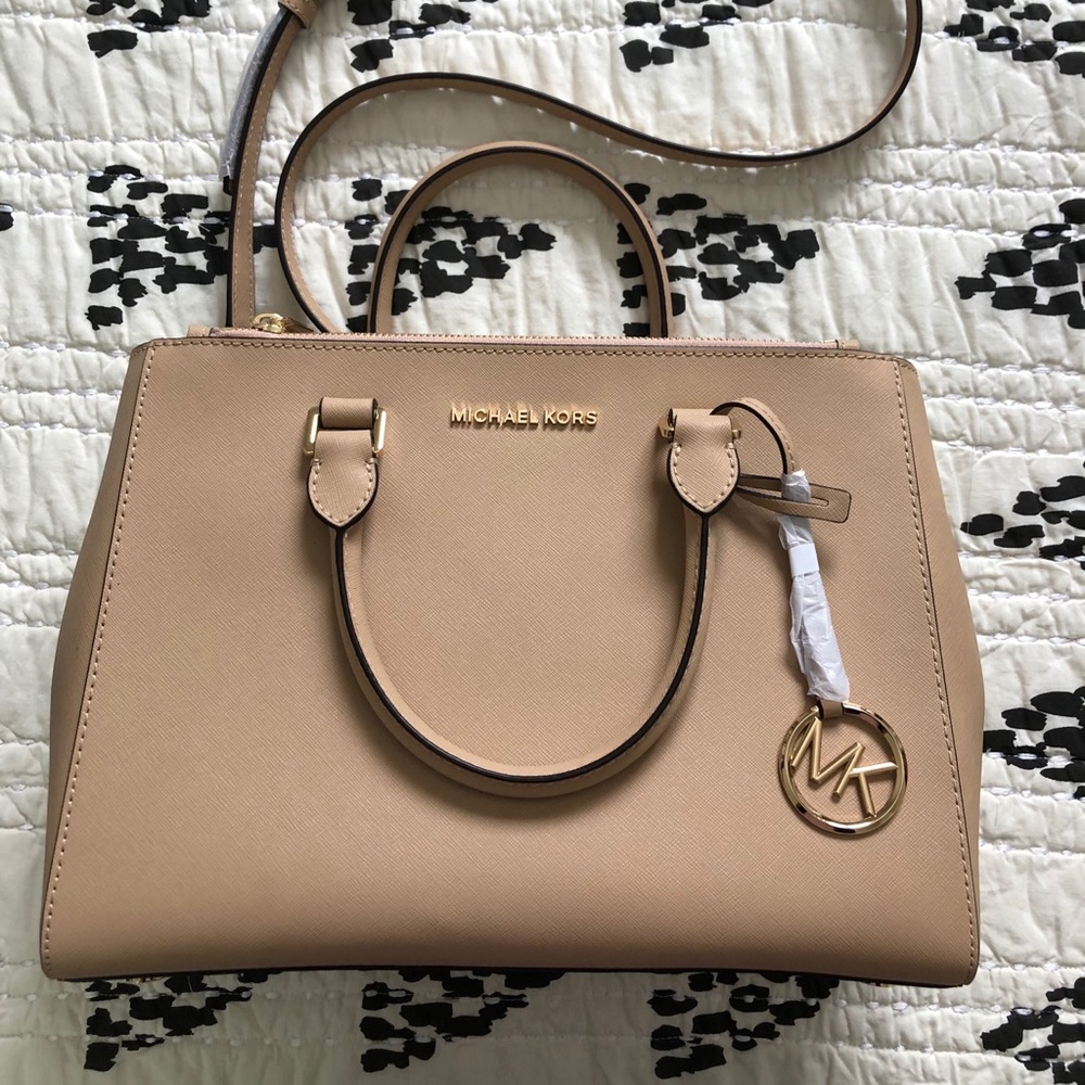 Michael Kors Medium Kellan Satchel in Oyst…